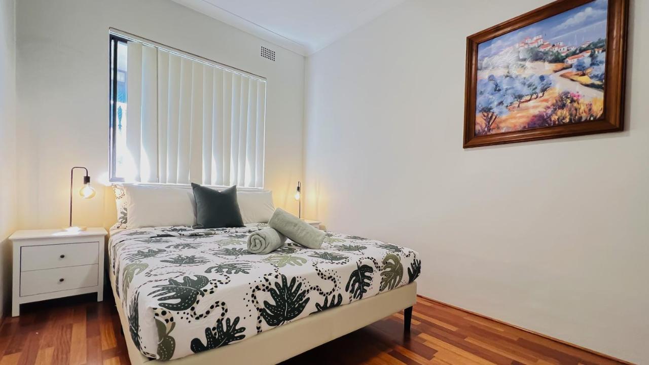 シドニーCarlton 3 Beds Unit - Free Parkingアパートメント エクステリア 写真