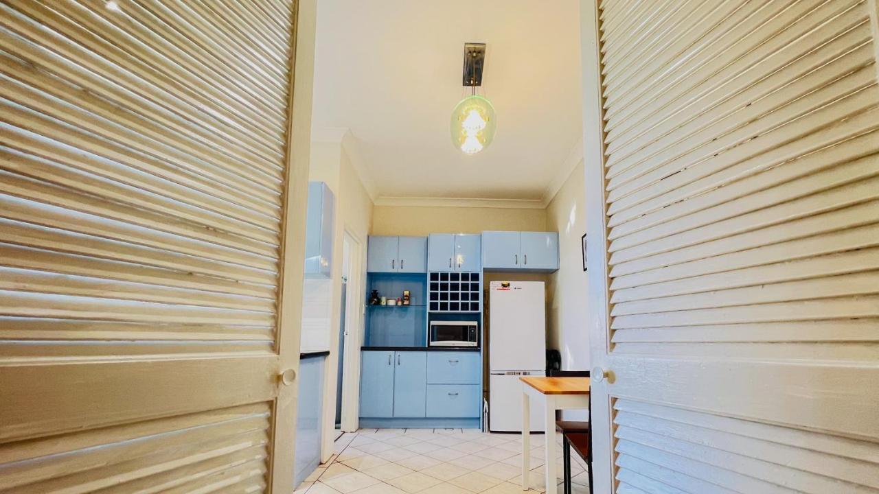 シドニーCarlton 3 Beds Unit - Free Parkingアパートメント エクステリア 写真
